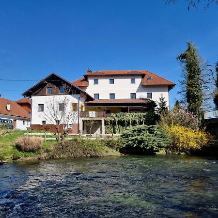 Krka River Lodge Znojile pri Krki Exterior foto