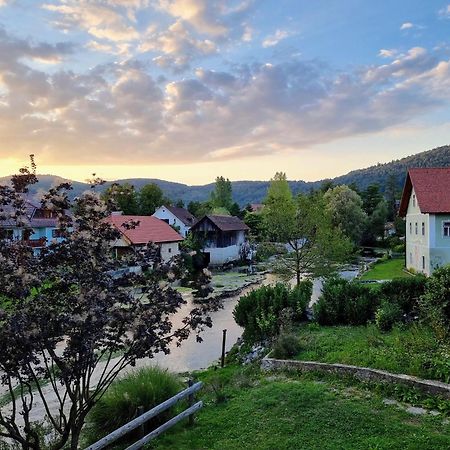 Krka River Lodge Znojile pri Krki Exterior foto